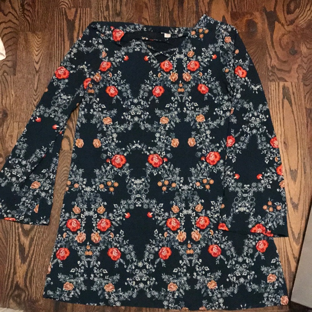 Tunic with bell selves. Great with leggings!
